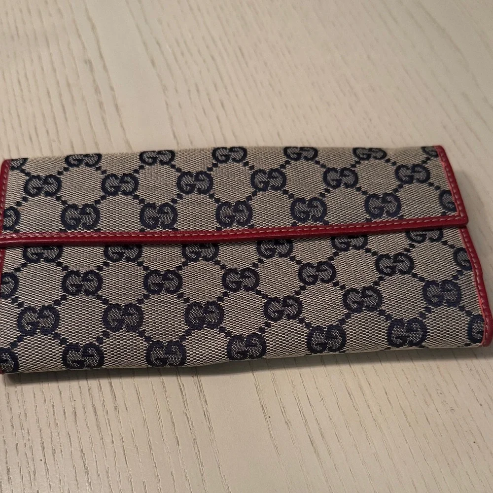 Gucci Vintage Continental Wallet - Picture 3 of 8